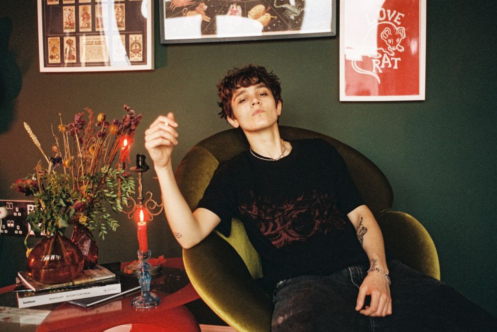 Interview | Dirt Flirt & Her Song of the Summer, “Peach”